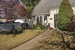 19 Curve Ln, Levittown, NY 11756 - Photo 19