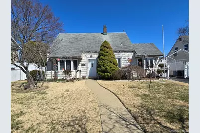 19 Curve Lane, Levittown, NY 11756 - Photo 1
