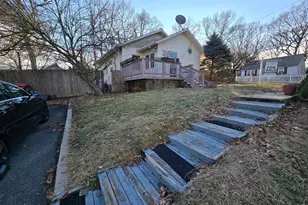 4 Forest St, Ronkonkoma, NY 11779 - Photo 47