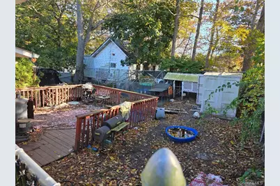 4 Forest Street, Ronkonkoma, NY 11779 - Photo 15