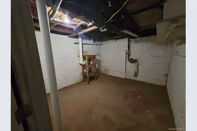 4 Forest Street, Ronkonkoma, NY 11779 - Photo 43