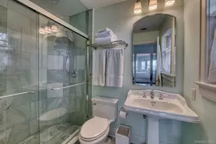 60 Bay View Dr E, Sag Harbor, NY 11963 - Photo 23