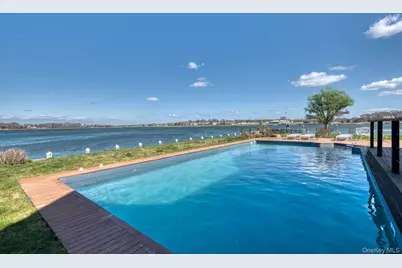 60 Bay View Drive E, Sag Harbor, NY 11963 - Photo 15