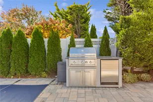 2 Leamington St, Long Beach, NY 11561 - Photo 11