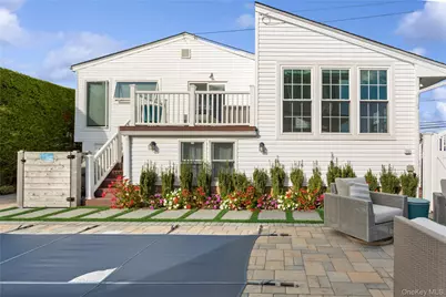 2 Leamington St, Long Beach, NY 11561 - Photo 7