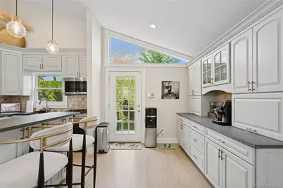 2 Leamington St, Long Beach, NY 11561 - Photo 25