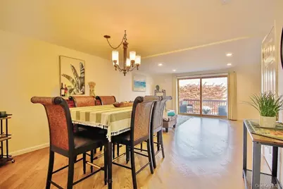 902 Williamsburg Drive, Mahopac, NY 10541 - Photo 9