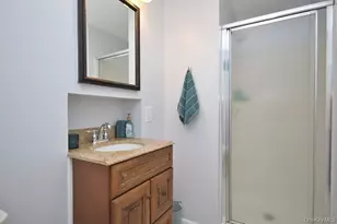 902 Williamsburg Dr, Mahopac, NY 10541 - Photo 27