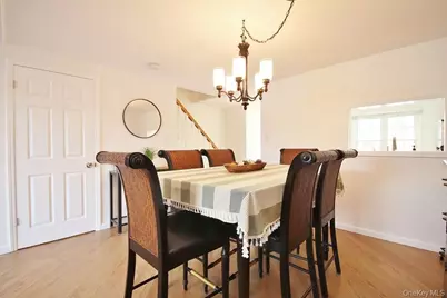 902 Williamsburg Drive, Mahopac, NY 10541 - Photo 7