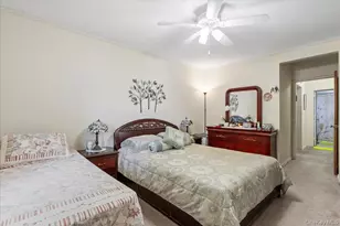 87-44 Marengo St, Hollis, NY 11423 - Photo 15