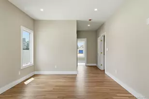 37 Star Ln, Levittown, NY 11756 - Photo 23