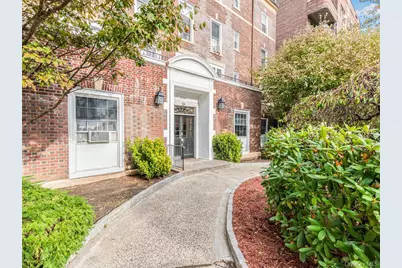 208 Centre Avenue #5k, New Rochelle, NY 10805 - Photo 1