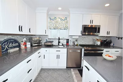 1031 Van Buren Street, Baldwin, NY 11510 - Photo 3