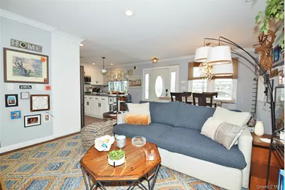 1031 Van Buren Street, Baldwin, NY 11510 - Photo 7