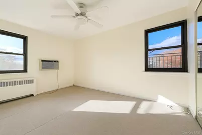 7 Terrace #3H, Great Neck, NY 11021 - Photo 13