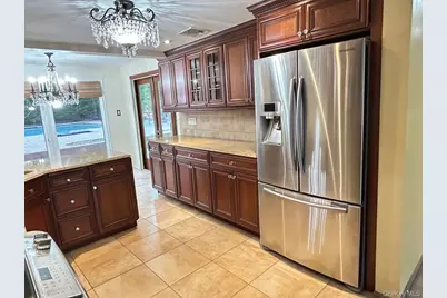 3200 Lydia Lane, Bellmore, NY 11710 - Photo 7