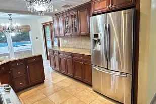 3200 Lydia Ln, Bellmore, NY 11710 - Photo 7