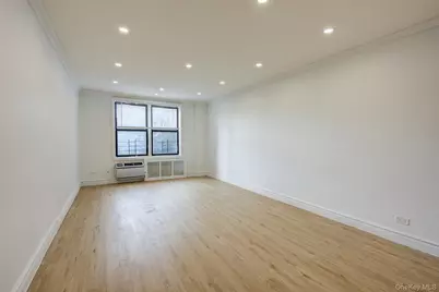 100-25 Queens Boulevard #2R, Forest Hills, NY 11375 - Photo 5