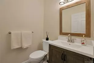 101 Meadow Ln, Nanuet, NY 10954 - Photo 13