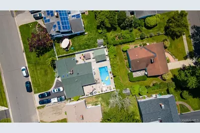 31 Grand Central Avenue, Amityville, NY 11701 - Photo 29