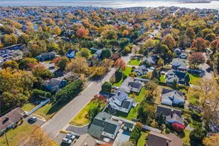 31 Grand Central Ave, Amityville, NY 11701 - Photo 27