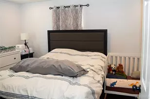 486 Champlain Ave, West Hempstead, NY 11552 - Photo 17