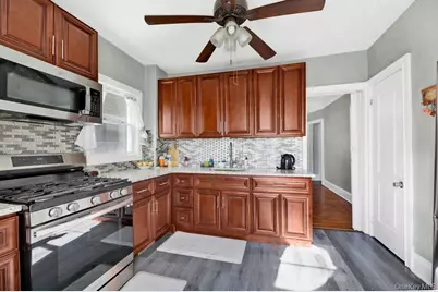 10222 85th Avenue, Richmond Hill North, NY 11418 - Photo 3