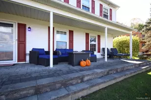 7 Farview Rd, Hopewell Junction, NY 12533 - Photo 3