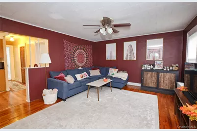 501 Tulip Avenue, Floral Park, NY 11001 - Photo 23
