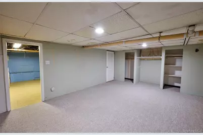 501 Tulip Avenue, Floral Park, NY 11001 - Photo 31