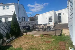 47 Walnut Ave E, Farmingdale, NY 11735 - Photo 9