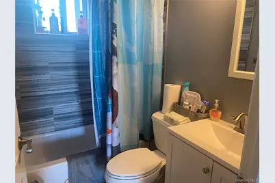 47 Walnut Avenue E, Farmingdale, NY 11735 - Photo 7