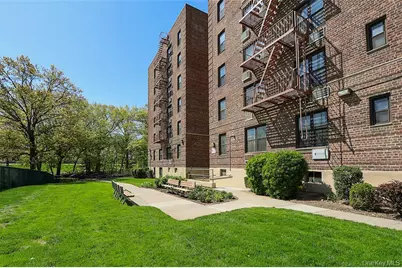 224-24 Union Turnpike #6G, Oakland Gardens, NY 11364 - Photo 21