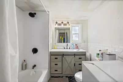 40 Buttercup Dr, Bohemia, NY 11716 - Photo 15