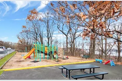 155 Sierra Vista Lane, Valley Cottage, NY 10989 - Photo 13