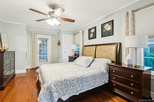 30 School St, East Williston, NY 11596 - Photo 21