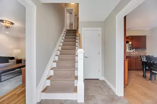 311 Devon Ln, Smithtown, NY 11787 - Photo 11