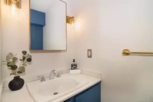 372 Birch Ln, Irvington, NY 10533 - Photo 17