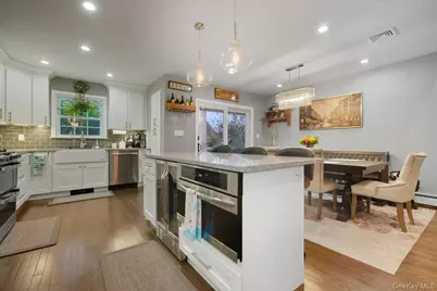 1800 Carlisle Place, Merrick, NY 11566 - Photo 13