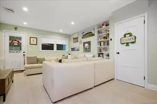 1800 Carlisle Pl, Merrick, NY 11566 - Photo 25