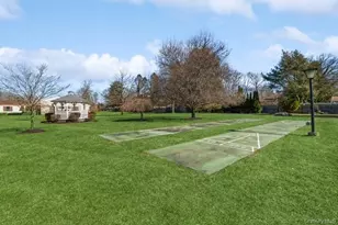 22 Knolls Dr, Stony Brook, NY 11790 - Photo 25