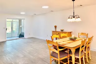 22 Knolls Dr, Stony Brook, NY 11790 - Photo 7