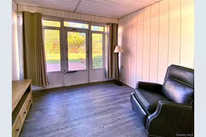 22 Knolls Drive, Stony Brook, NY 11790 - Photo 9