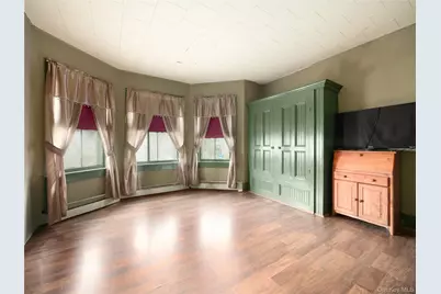 8 Chapel Street, Jeffersonville, NY 12748 - Photo 17