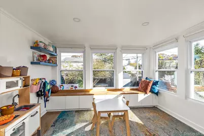 13 Gotham Street, Valley Stream, NY 11581 - Photo 9