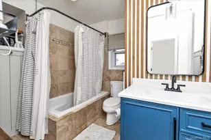 13 Gotham St, Valley Stream, NY 11581 - Photo 13