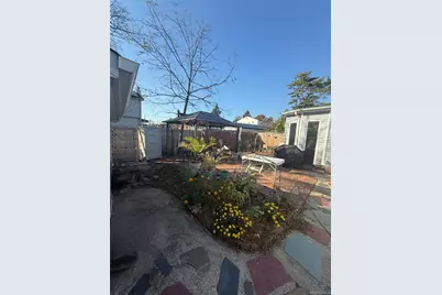 [Address not provided], West Babylon, NY 11704 - Photo 7