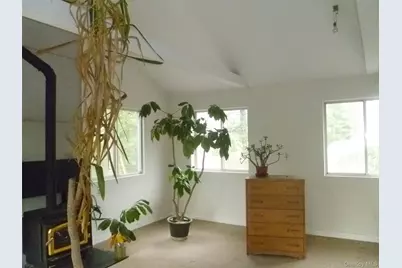 624 Huckleberry Turnpike, Marlboro, NY 12542 - Photo 17