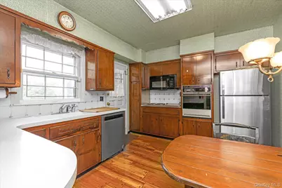 936 Madison Street, Hewlett, NY 11598 - Photo 13