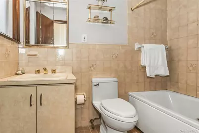 61-22 56th Drive, Maspeth, NY 11378 - Photo 27